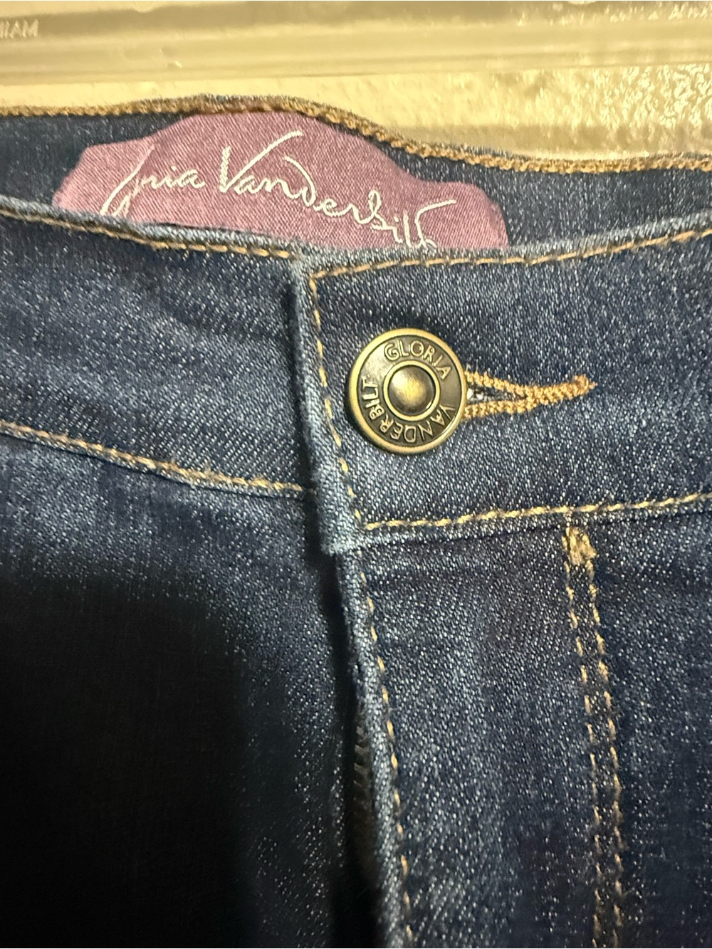 Gloria Vanderbilt Dark Indigo Stretch Jeggings with Branded Button
